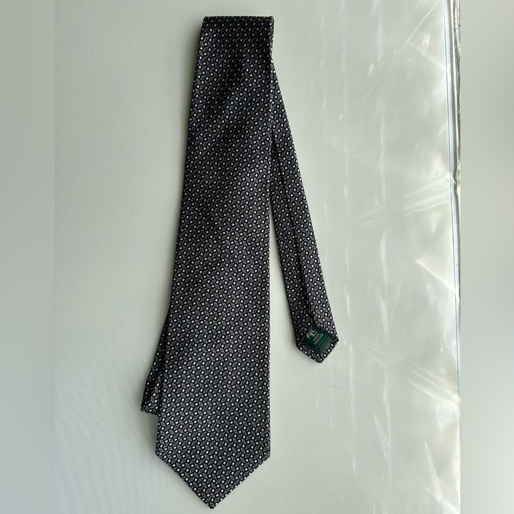 Lauren Ralph Lauren 100% silk tie